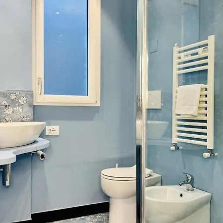 Free Parking - 5 Minutes From The Sea - 2 Minutes From The Station *