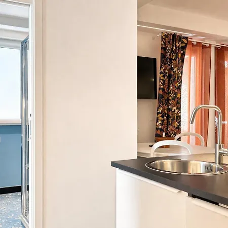 Διαμέρισμα Free Parking - 5 Minutes From The Sea - 2 Minutes From The Station Μπολιάσκο