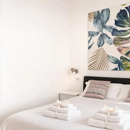 Free Parking - 5 Minutes From The Sea - 2 Minutes From The Station * Μπολιάσκο