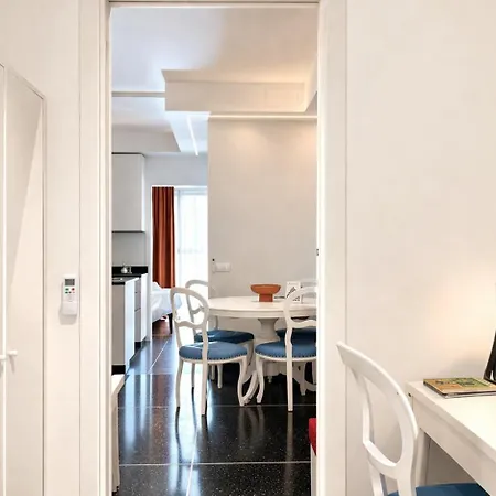 Free Parking - 5 Minutes From The Sea - 2 Minutes From The Station *